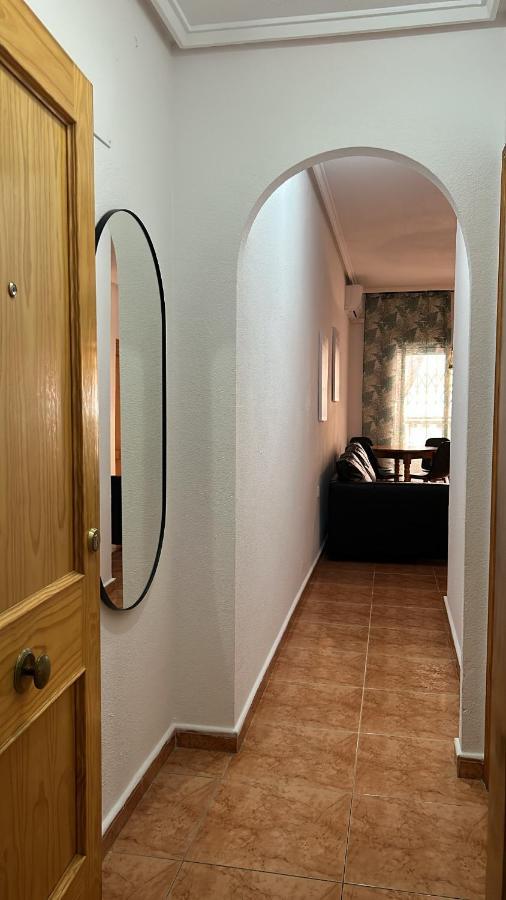 Apartamento Playa Del Cura ตอร์เรเวียคา ภายนอก รูปภาพ