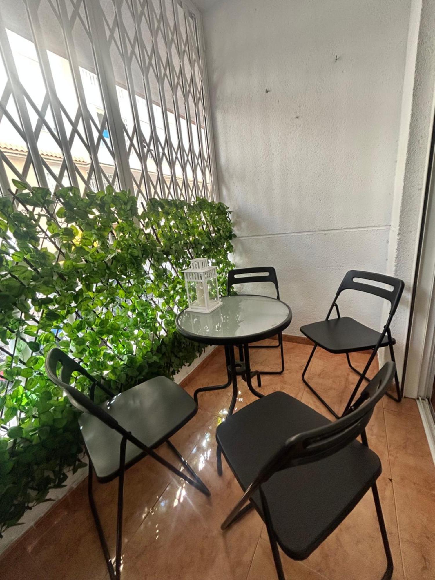 Apartamento Playa Del Cura ตอร์เรเวียคา ภายนอก รูปภาพ